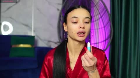 Ann online show from 10-20-25, 04:13