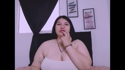 radiantgoddes online show from 10-10-25, 02:27