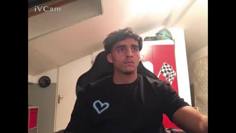 Snapshot of raes69 chatting on 03-04-26, 06:14 raes online show from 03-04-26, 06:14