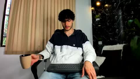 R A F A E L online show from 11-19-25, 08:53