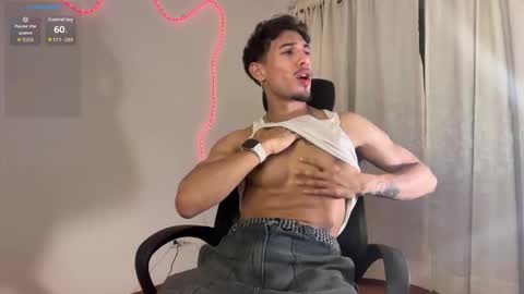 Snapshot of rafael_stone1 chatting on 02-04-26, 01:44 NEW IG online show from 02-04-26, 01:44