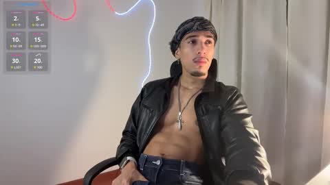 Snapshot of rafael_stone1 chatting on 02-09-26, 02:04 NEW IG online show from 02-09-26, 02:04