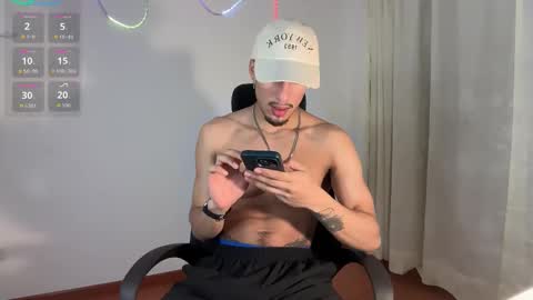 Snapshot of rafael_stone1 chatting on 02-18-26, 03:02 NEW IG online show from 02-18-26, 03:02