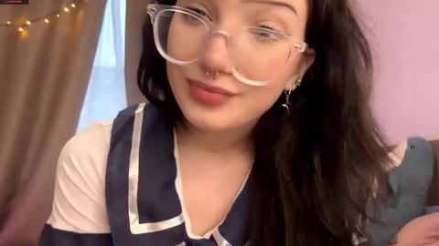 Riya online show from 12-18-25, 11:05