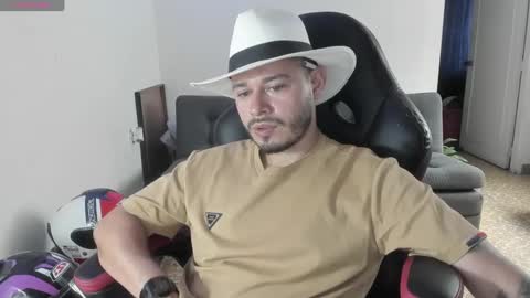 Snapshot of ragnar_lothbrok77 chatting on 09-11-25, 06:41 ragnar_lothbrok77 online show from 09-11-25, 06:41