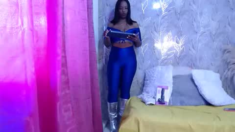 raichellcooper1 online show from 12-14-25, 12:21