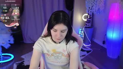 Betty  online show from 12-21-24, 04:19