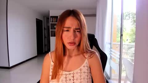 Jennyindependent model . online show from 04-05-26, 06:27