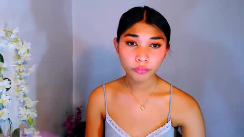 raindrizzle1706 online show from 11-19-25, 05:40