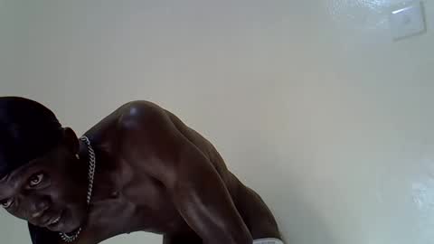 Snapshot of rakeem_1_ chatting on 02-23-25, 01:21 rakeem 1 online show from 02-23-25, 01:21
