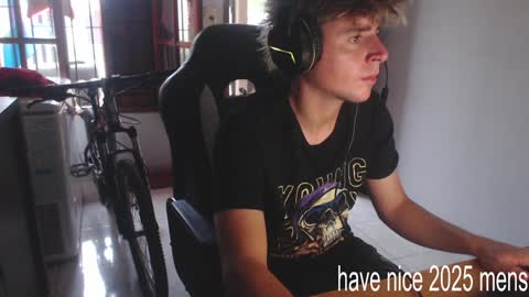 Ramiro online show from 12-31-24, 10:23