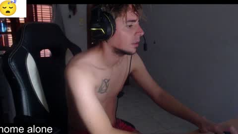 Ramiro online show from 01-31-25, 01:12