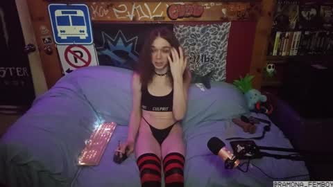 Snapshot of ramona_femboy chatting on 09-27-25, 03:00 ramona_femboy online show from 09-27-25, 03:00