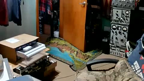 Randall online show from 09-10-25, 01:44