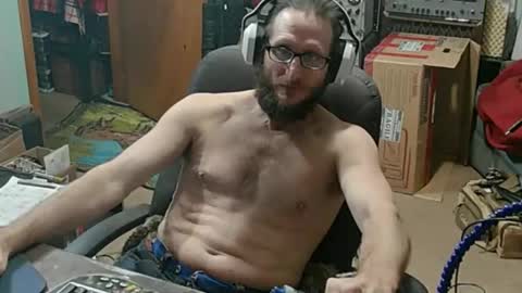 Randall online show from 12-01-25, 04:17