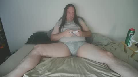 Snapshot of rando1235 chatting on 09-21-25, 12:01 rando1235 online show from 09-21-25, 12:01