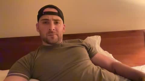 Snapshot of randomdude5950 chatting on 01-15-25, 02:06 randomdude5950 online show from 01-15-25, 02:06