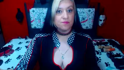 Sonia online show from 01-23-25, 04:09