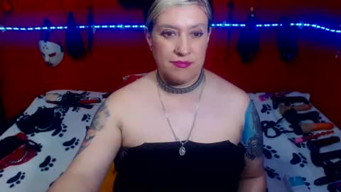 Sonia online show from 11-29-25, 01:19