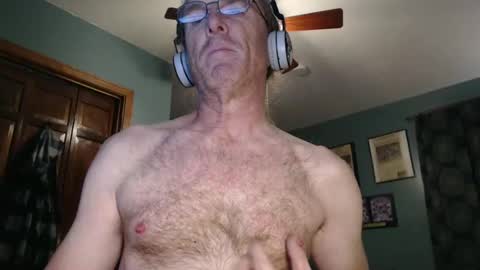 Snapshot of ranger510 chatting on 12-01-24, 10:53 Ranger510 online show from 12-01-24, 10:53