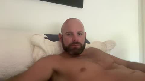 Snapshot of ransguy chatting on 01-01-25, 12:00 ransguy online show from 01-01-25, 12:00