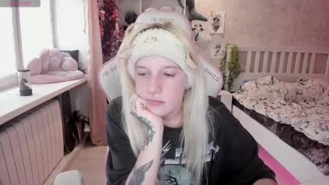 Rapunzel online show from 10-05-25, 01:20