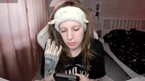 Rapunzel online show from 03-01-26, 01:24