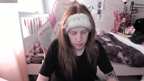 Rapunzel online show from 04-02-26, 01:20