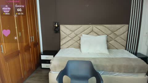 Raquel online show from 02-03-25, 11:42