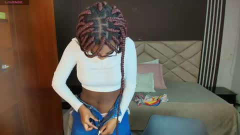 Raquel online show from 02-19-25, 11:38