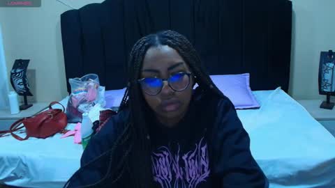 Raquel online show from 11-23-25, 11:32