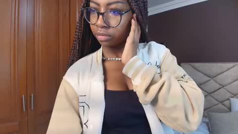 Raquel online show from 02-02-26, 12:26