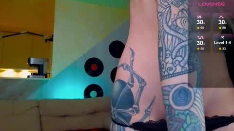 Snapshot of rasta_may chatting on 10-11-25, 11:47 rasta_may online show from 10-11-25, 11:47