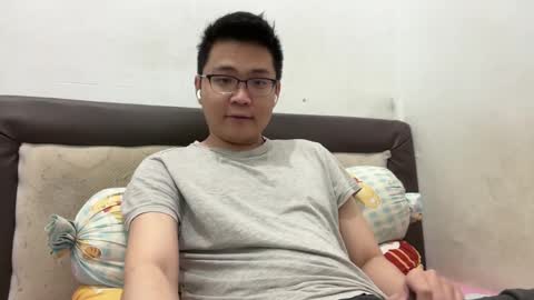 randomnaut online show from 12-29-24, 07:00