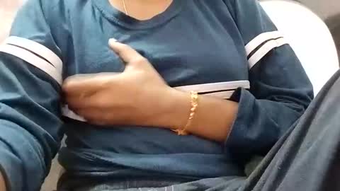 rava_sexy online show from 11-08-25, 03:39