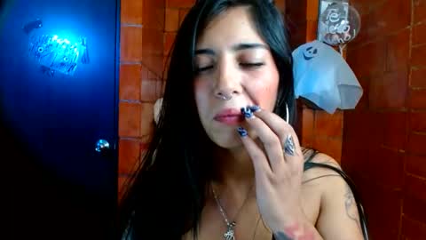 Snapshot of raven__purple chatting on 11-07-25, 12:54 raven__purple online show from 11-07-25, 12:54