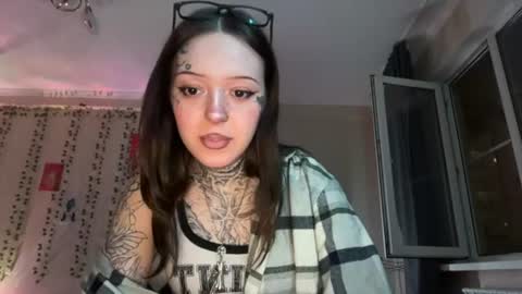 Snapshot of raven_armor chatting on 07-06-26, 06:10 raven_armor online show from 07-06-26, 06:10