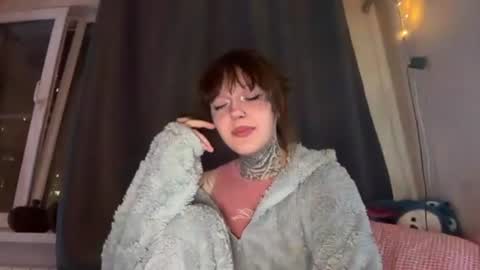 Snapshot of raven_armor chatting on 07-11-26, 06:10 raven_armor online show from 07-11-26, 06:10