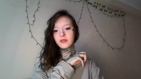 Snapshot of raven_armor chatting on 07-22-26, 06:00 raven_armor online show from 07-22-26, 06:00