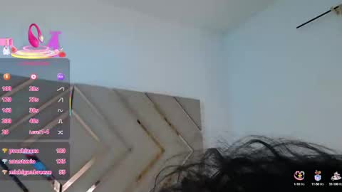 Snapshot of raven_foxter1 chatting on 02-21-25, 05:09 RAVEN FOXTER online show from 02-21-25, 05:09