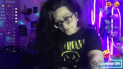 Snapshot of ravenandsin chatting on 09-09-25, 11:37 Raven online show from 09-09-25, 11:37