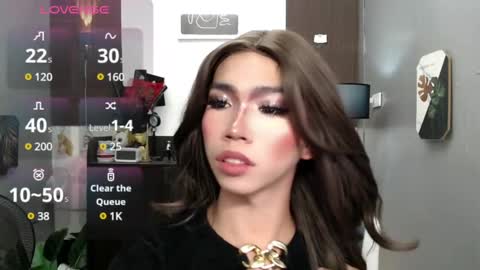 ravennaxx online show from 02-17-25, 02:59