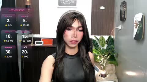 ravennaxx online show from 02-27-25, 06:20