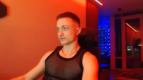 Snapshot of ravine_doleg chatting on 02-02-25, 12:19 Alex Nash online show from 02-02-25, 12:19