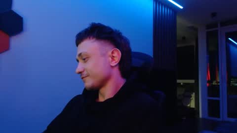 Snapshot of ravine_doleg chatting on 10-11-25, 09:35 Alex Nash online show from 10-11-25, 09:35