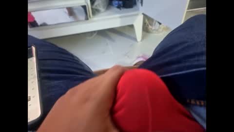 Snapshot of ray_rey1210 chatting on 02-24-26, 11:41 ray_rey1210 online show from 02-24-26, 11:41