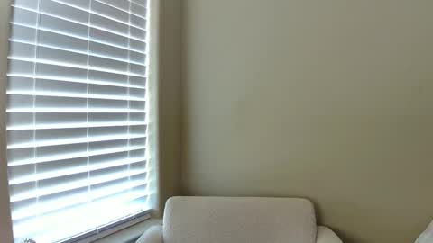 RayBabe online show from 09-27-25, 07:08