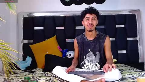 Rayn online show from 01-31-25, 03:44