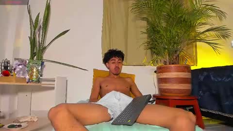 Rayn online show from 03-07-25, 05:38