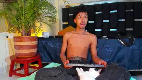 Rayn online show from 03-08-25, 09:06